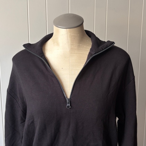 Lou and Grey Signature Soft Plush Black Half-Zip Pullover - Picture 3 of 8